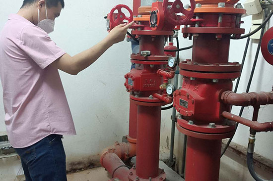 ��������ά��ÿƽ������Ǯ