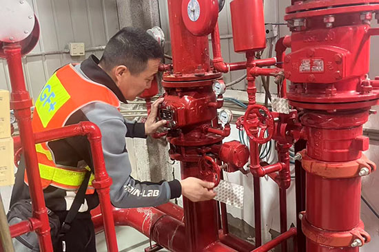 ����ͨ������������С������ά������